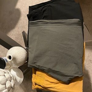 3 Pair of Athleta Textured Brooklyn Joggers SZ 10